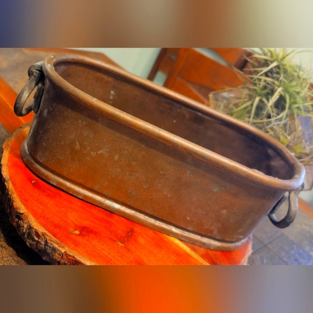 Antique Hand Crafted Copper Cauldron Vessel Tub Planter Cast Hnd Rivited Marked - Picture 1 of 13